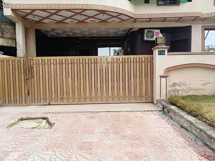 Butt Lodges 4 İslamabad Dış mekan fotoğraf