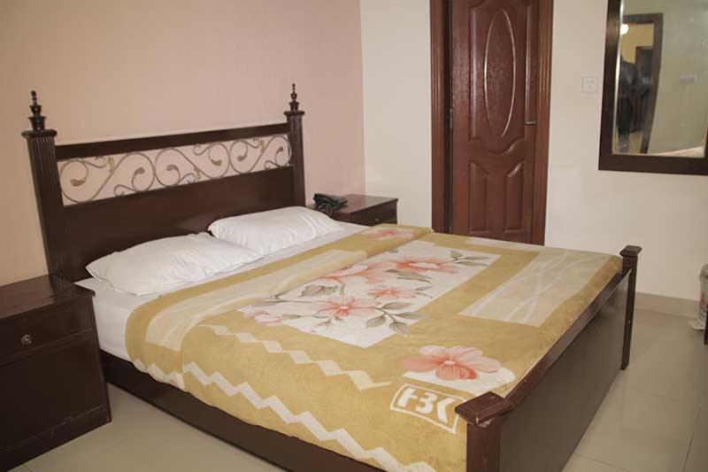 Butt Lodges 4 İslamabad Dış mekan fotoğraf